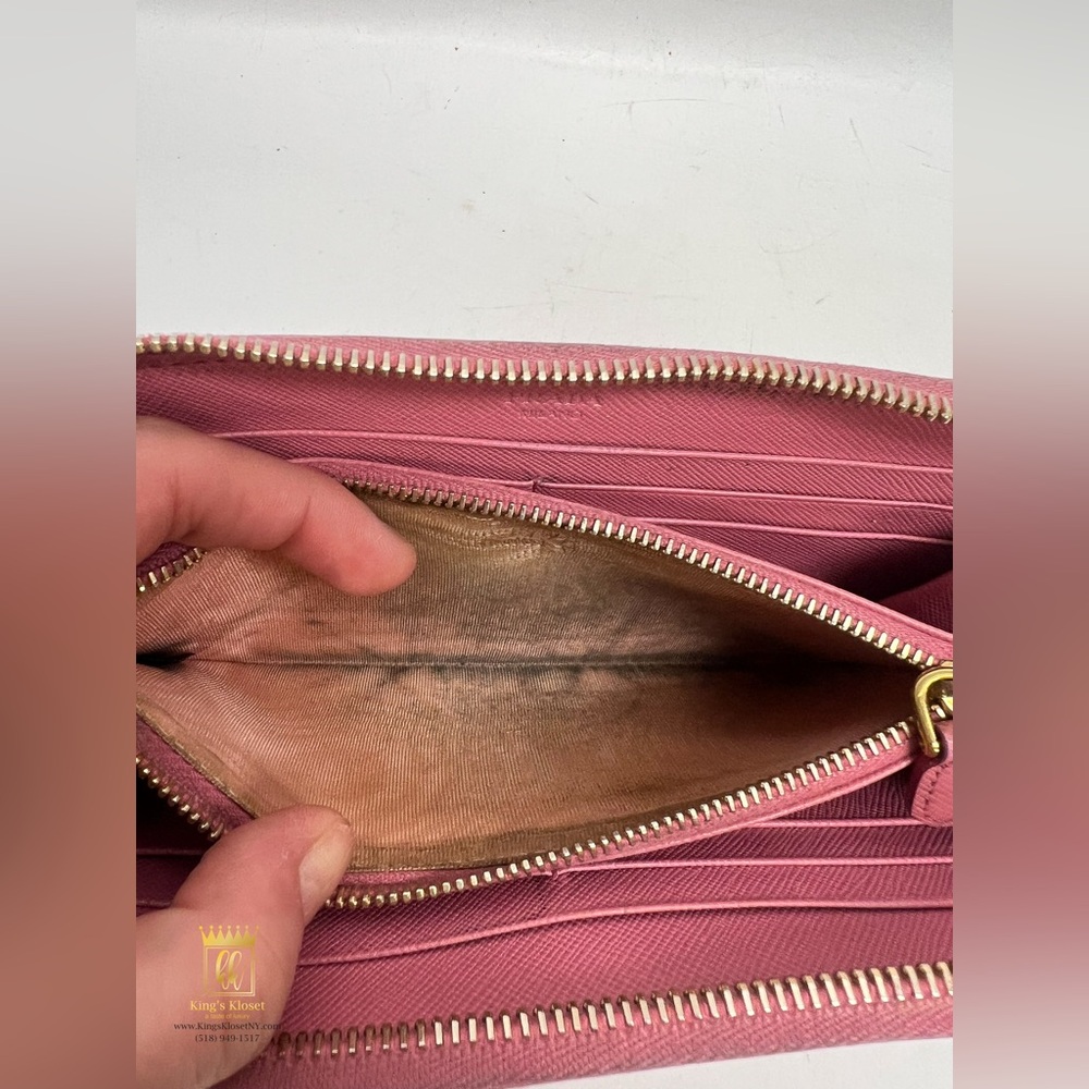 Prada zip around wallet - Picture 13 of 15